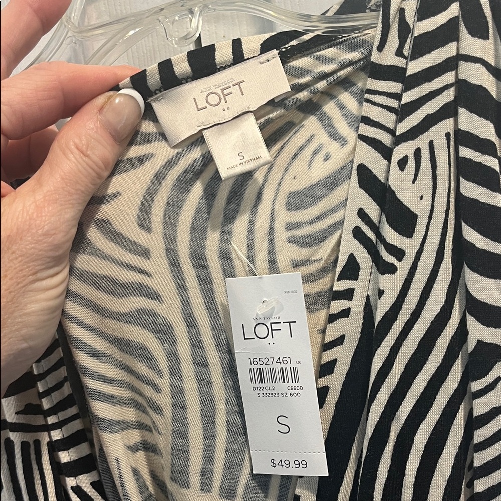 LOFT Black and Tan Summer Dress - Picture 4 of 11